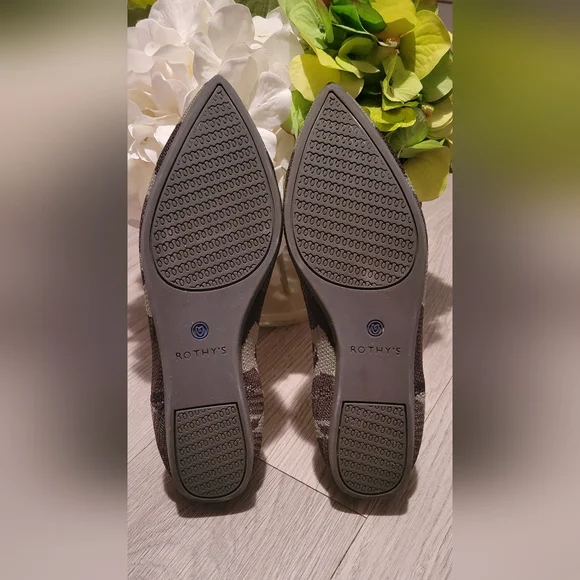 Rothy's The Point Olive Camo Flats, Purple & Pink Insoles, Women's US 6 EU 36 - Picture 13 of 16